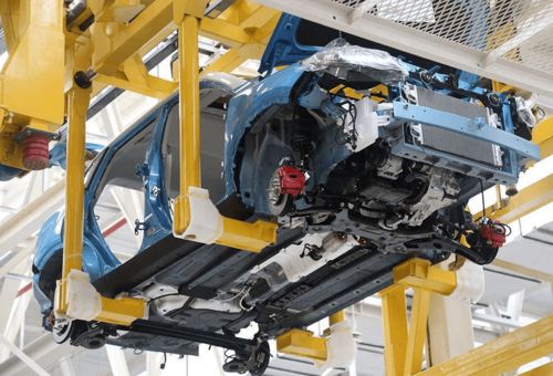 國產(chǎn)SUV窄高設(shè)計 底盤加寬之困與新興能源技術(shù)的突破